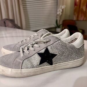 Vintage Havana Dyno Rhinestone Star Sneakers Size 8